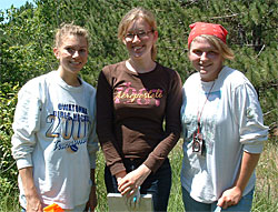 Amy Waldner, Stephanie Erlandson, and Whitney Hohman participated in research on moonwort ferns.